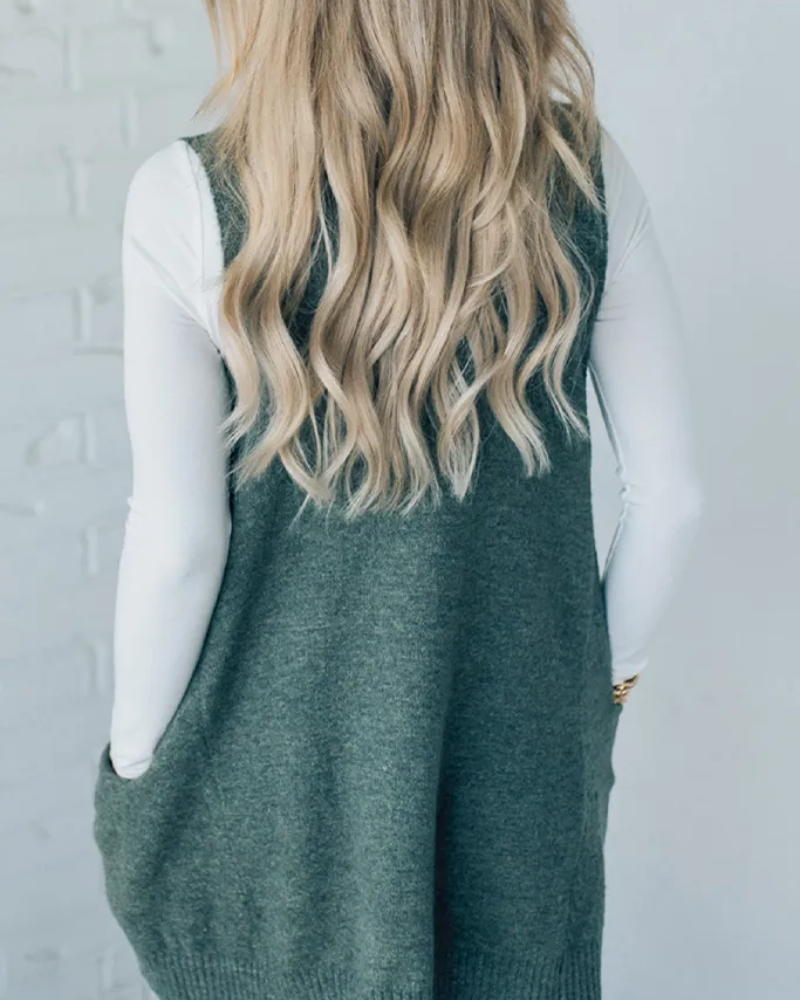 Scarlett - Cozy Knit Vest
