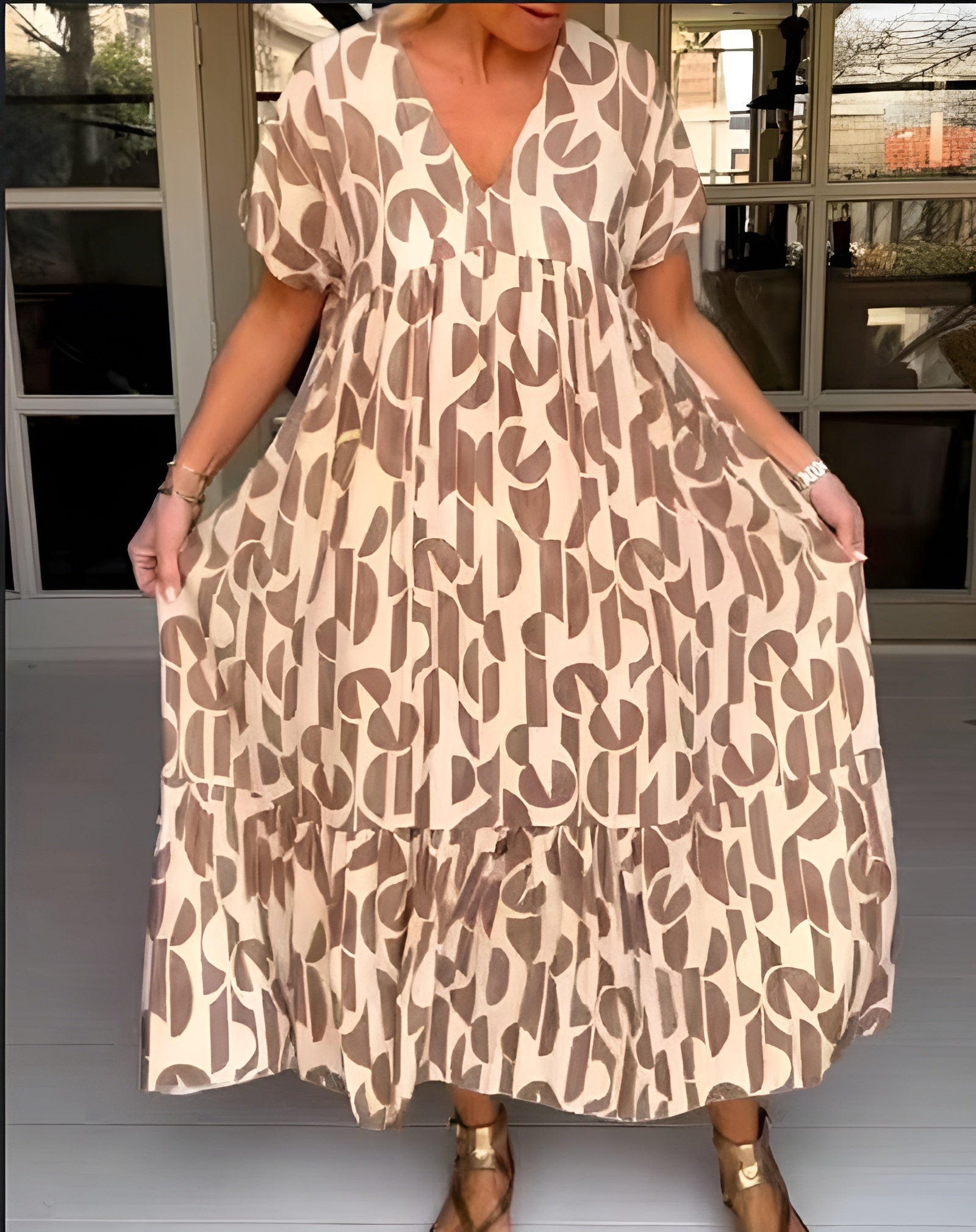 Colette | Flowing Dress with V-Neck