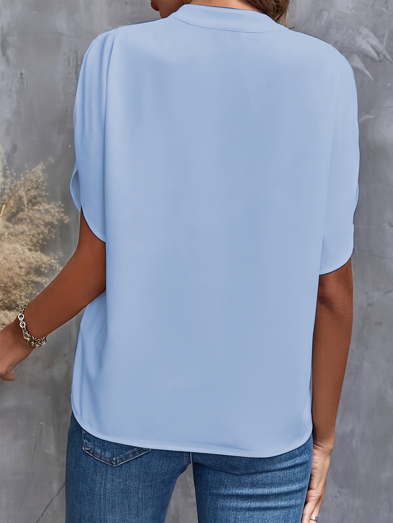 Olivia - Elegant Blouse