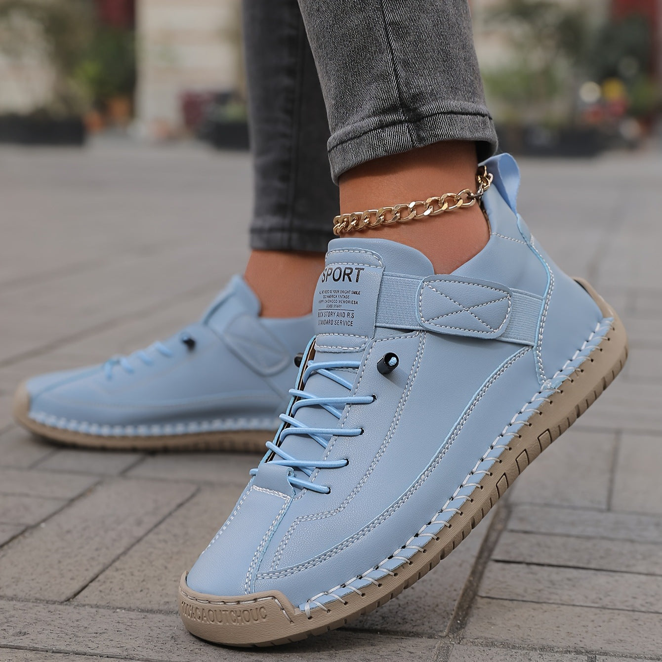 Elira ~ Comfortable and Supportive Trainers